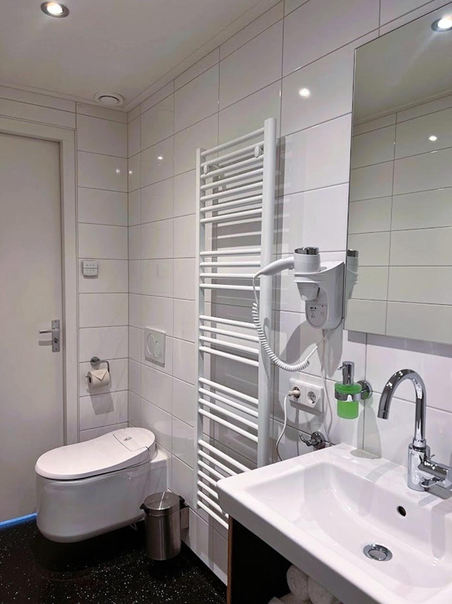Loskade 45 Hotel 2*